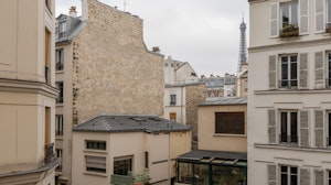 Eyeful Of Eiffel image 3