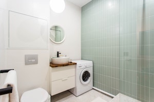 The Auguste image 10