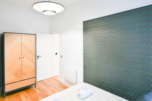 Bastille Beauty image 8
