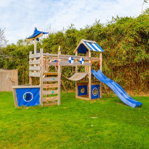 Keep little ones entertained with the pirate ship playpark