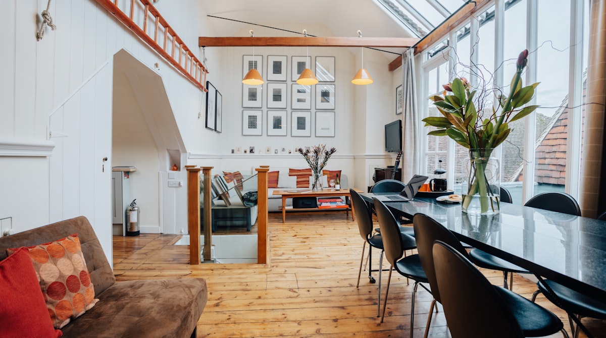 The Photographer's Studio, South East