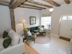 Winchcombe Haven image 6