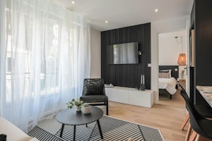 French Love Affair image 11