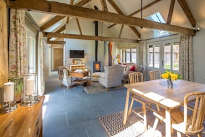Hammoon Manor image 7