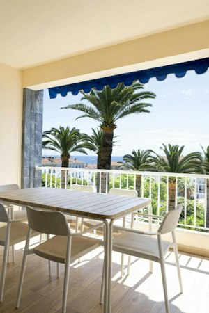 Mediterranean Gleam image 13