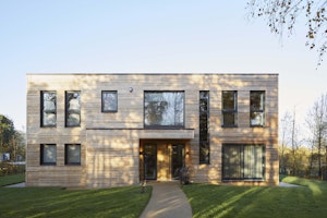 The Lakes Hideaway image 1
