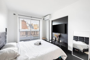 A French Nook image 12