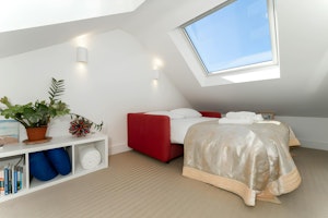Brighton Pearl image 12