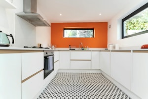 Brighton Pearl image 11