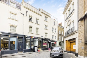 Bloomsbury Breeze image 4