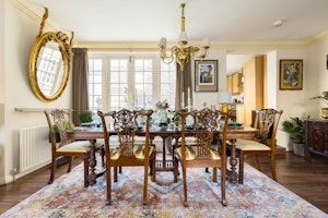 Mayfair Tradition image 7