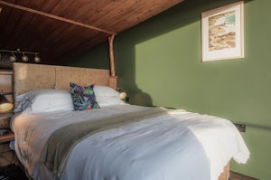 Peregrine Lodge image 2