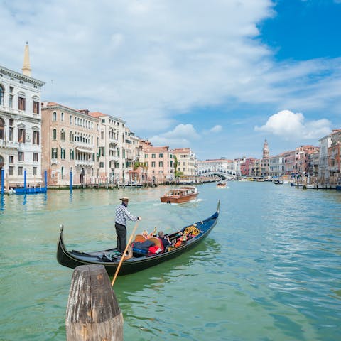 Explore Venice easily on foot or by boat from this super central spot
