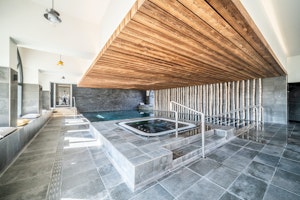 The Champagne Chateau image 13