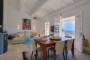 Coastal Villa image 9