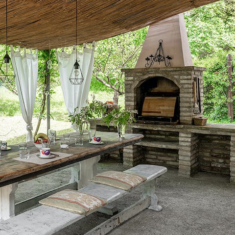 Fire up the wood-fired oven and masonry barbecue for an alfresco feast