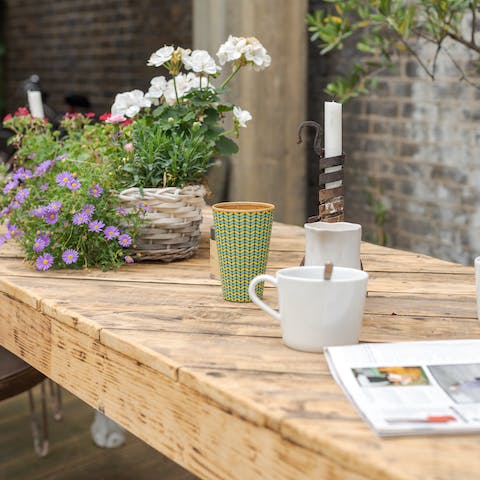 Take your morning coffee out to the alfresco dining patio