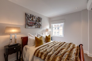 Chelsea Glam image 7