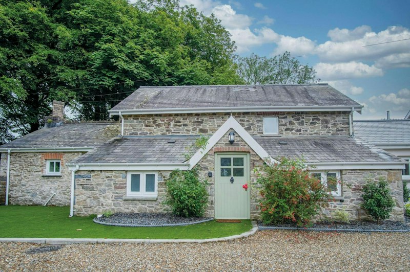Country Cottage Bliss main image