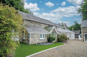 Country Cottage Bliss image 2