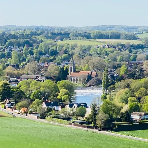 Explore the riverside town of Marlow
