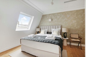 Elysee & Faubourg image 3