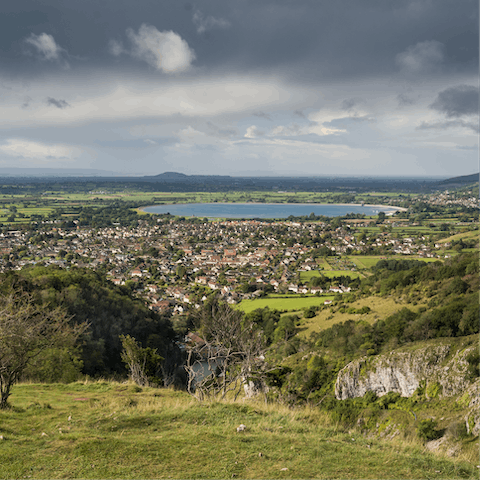Explore the hiking trails around Cheddar Valley