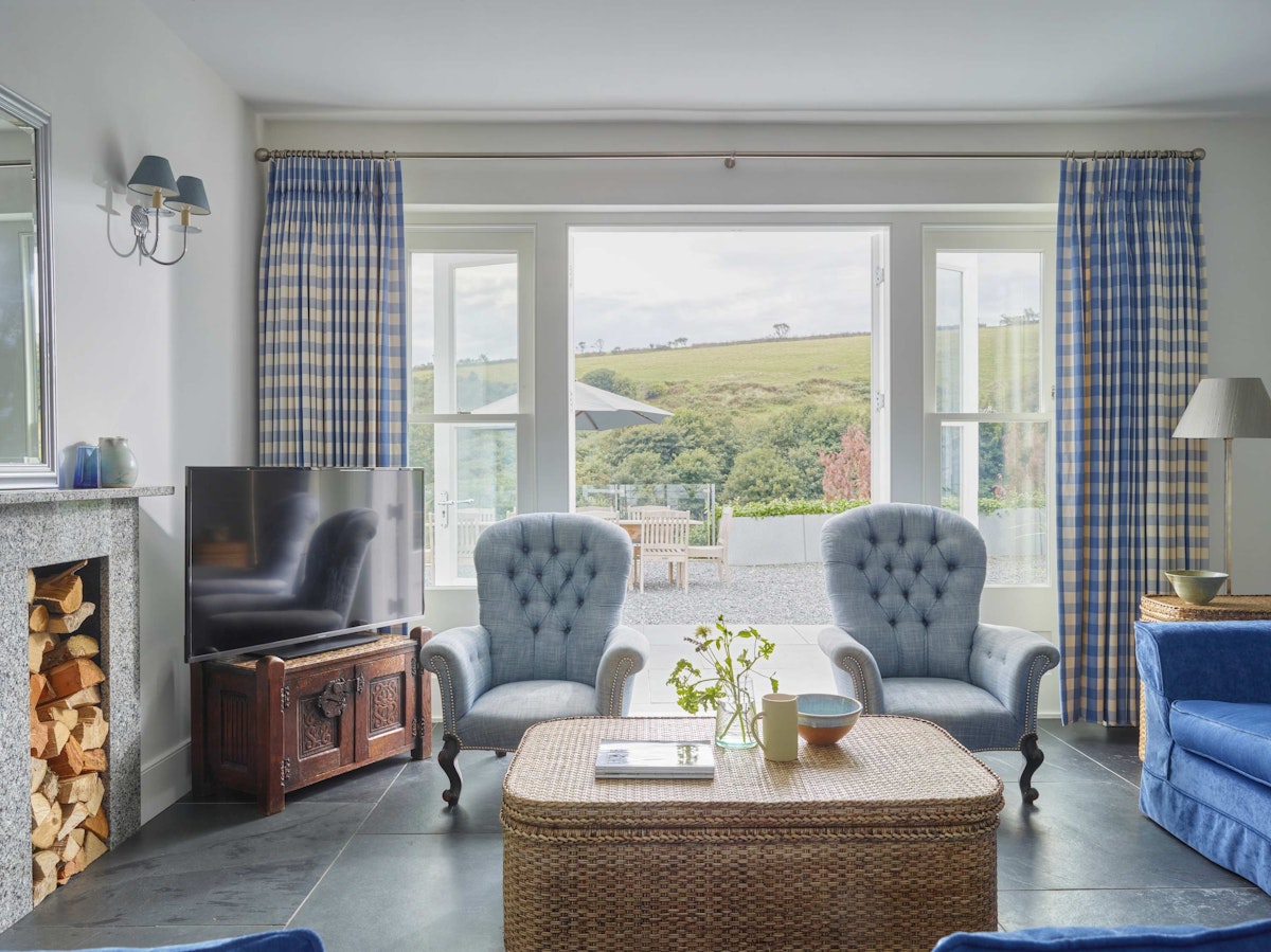 Harbour & Hush, South West England