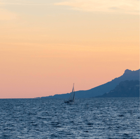 Experience the magic of Cannes from the beach – a short stroll away