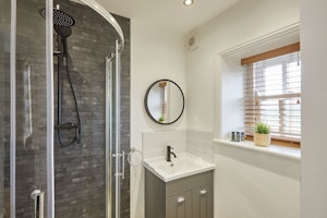 The Chapel of Dunsley image 6