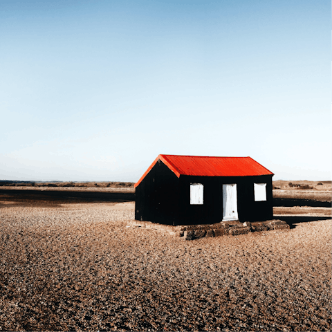 Explore this wonderful stretch of the East Sussex coast – you can walk to Winchelsea and Rye Harbour beaches, or drive to Camber Sands