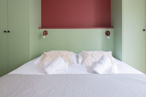 Shades of The Rive Gauche image 5