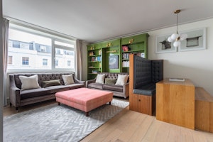 The Savvy Londoner image 1