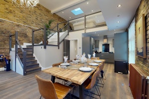 Shoreditch Sky Loft image 12