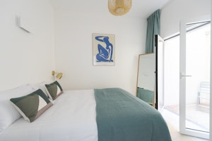 Nu Bleu image 3