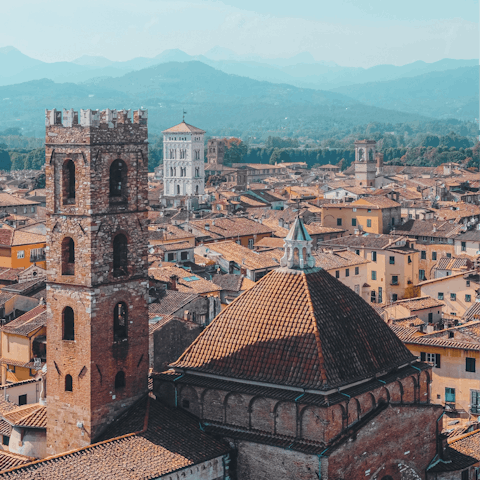 Drive over to Lucca, known as the city of a hundred churches, in just over ten minutes