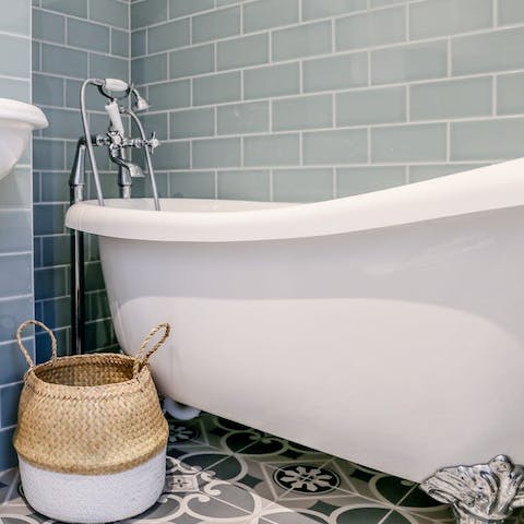 Soak in the roll-top bath at the end of a long day of sightseeing