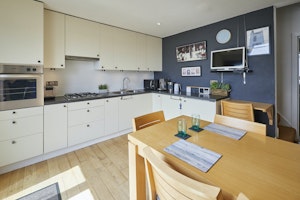 Blissful Seaside Retreat image 11