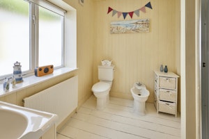 Blissful Seaside Retreat image 5