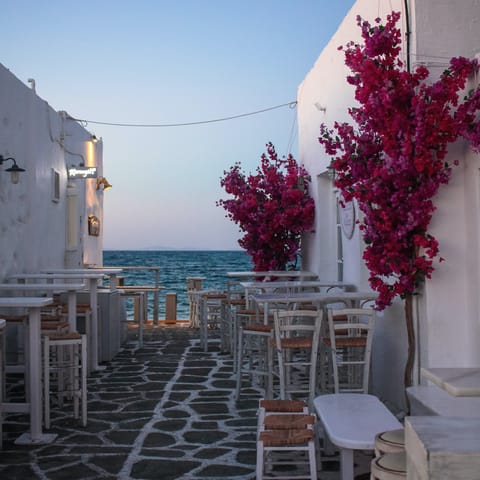 Finish your day in a Greek taverna