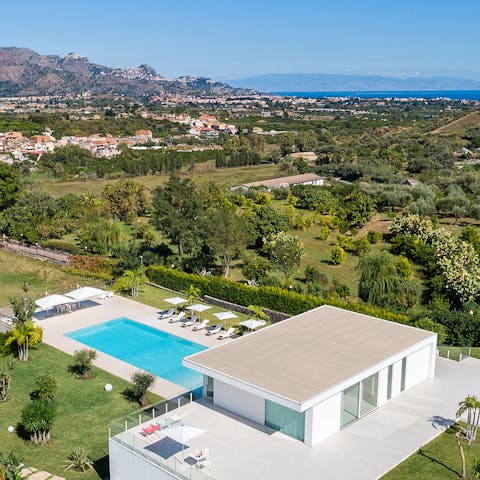 Immerse yourself in a natural haven on the eastern coast of Sicily 