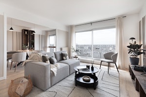 Charonne Swoon image 1