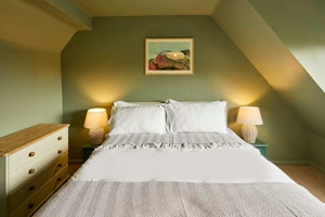 Overstrand Opal image 3