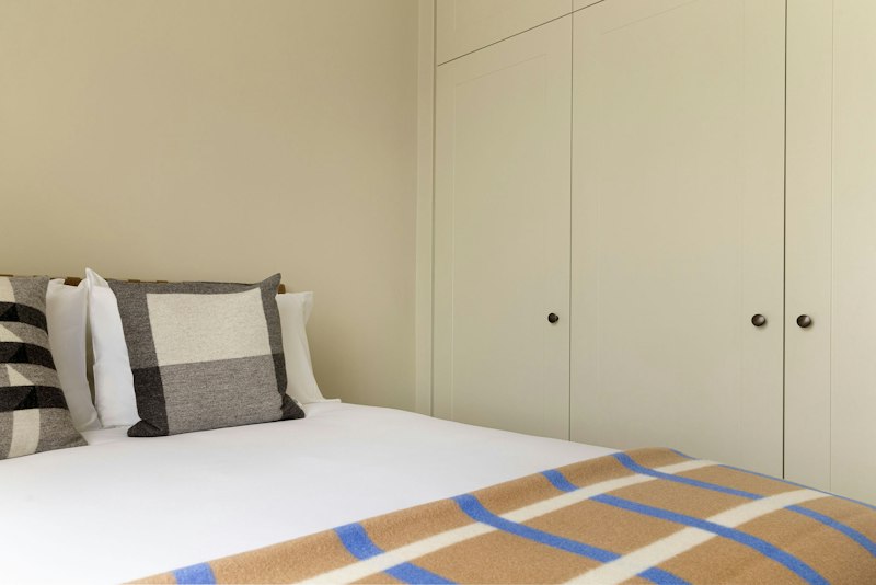 Tweed & Teak additional image