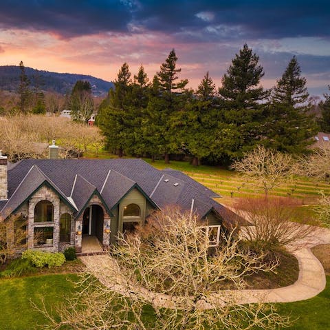 Enjoy a secluded Sonoma Valley location
