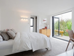 The Shoreline House image 10