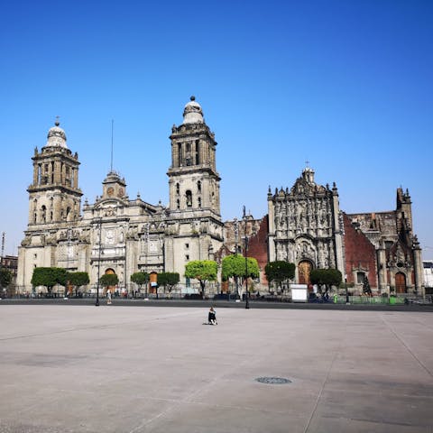 Reach the main sights of Mexico City in a twenty-minute drive