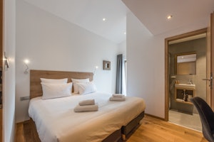 Agba Hardwood image 3