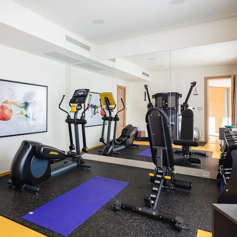 Keep your energy high with a workout in the home gym