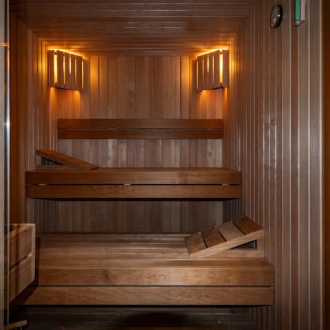 Feel rejuvenated after a long session in the sauna